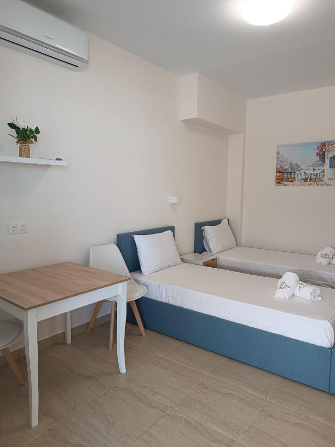 Navarino Luxe Suites With Sea View Peraia  Ngoại thất bức ảnh
